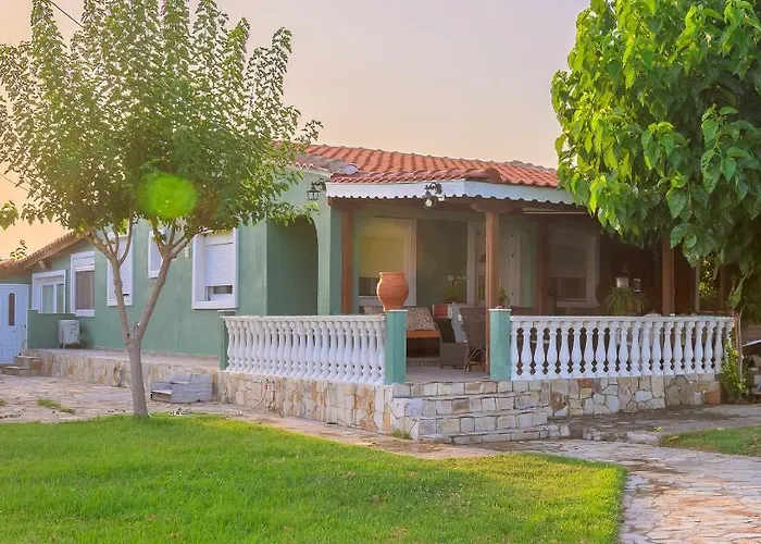 Eva's House Ferienhaus Dikella