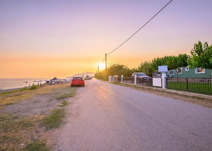 בית נופש Eva's House Dikella