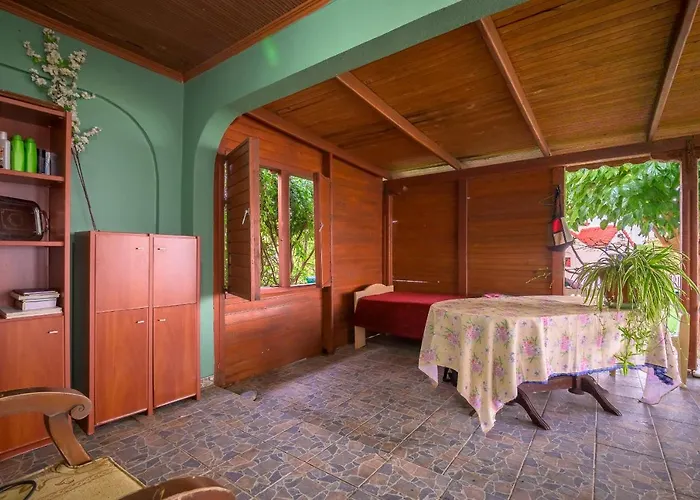 בית נופש Eva's House *